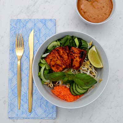 How to cook tofu right & a Sriracha Miso tofu bowl - Laura Thomas, PhD | Registered Nutritionist | W